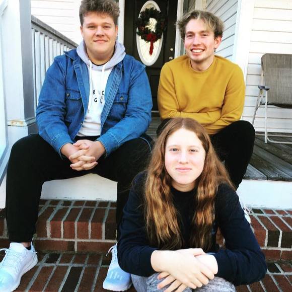 Meet your Posher, Nicholas - Picture 1 of 1